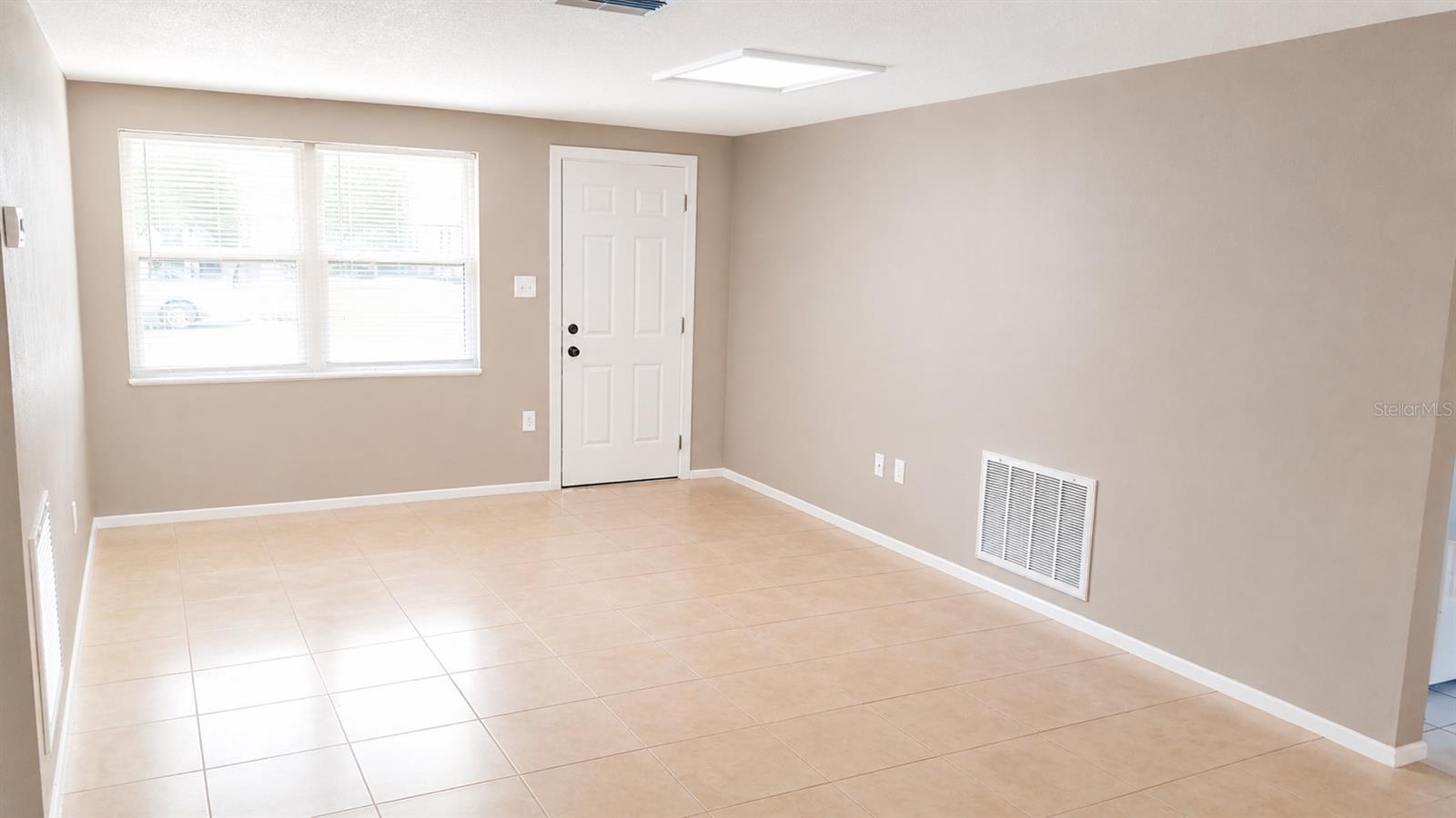 4080 Redwing Dr Property Photo 3