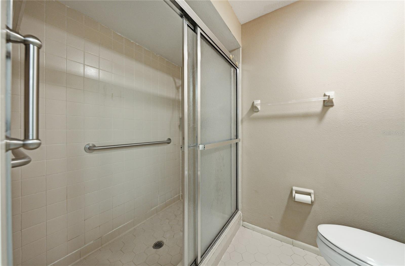 108 Capri Ct N Property Photo 23