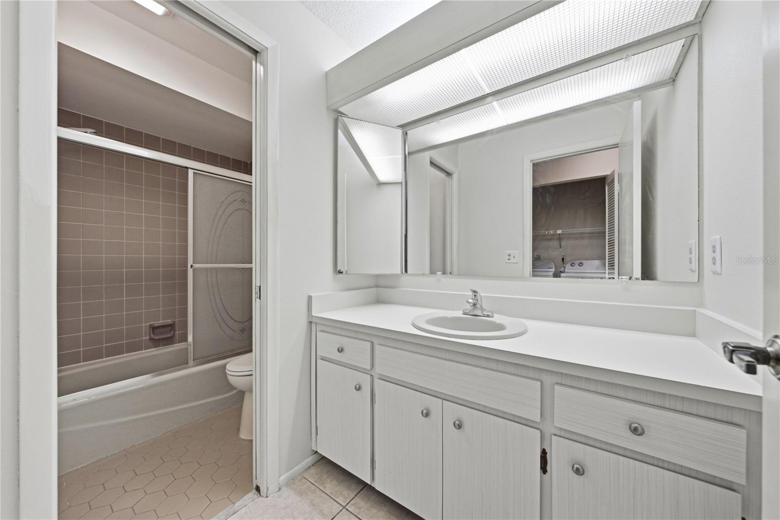 108 Capri Ct N Property Photo 24