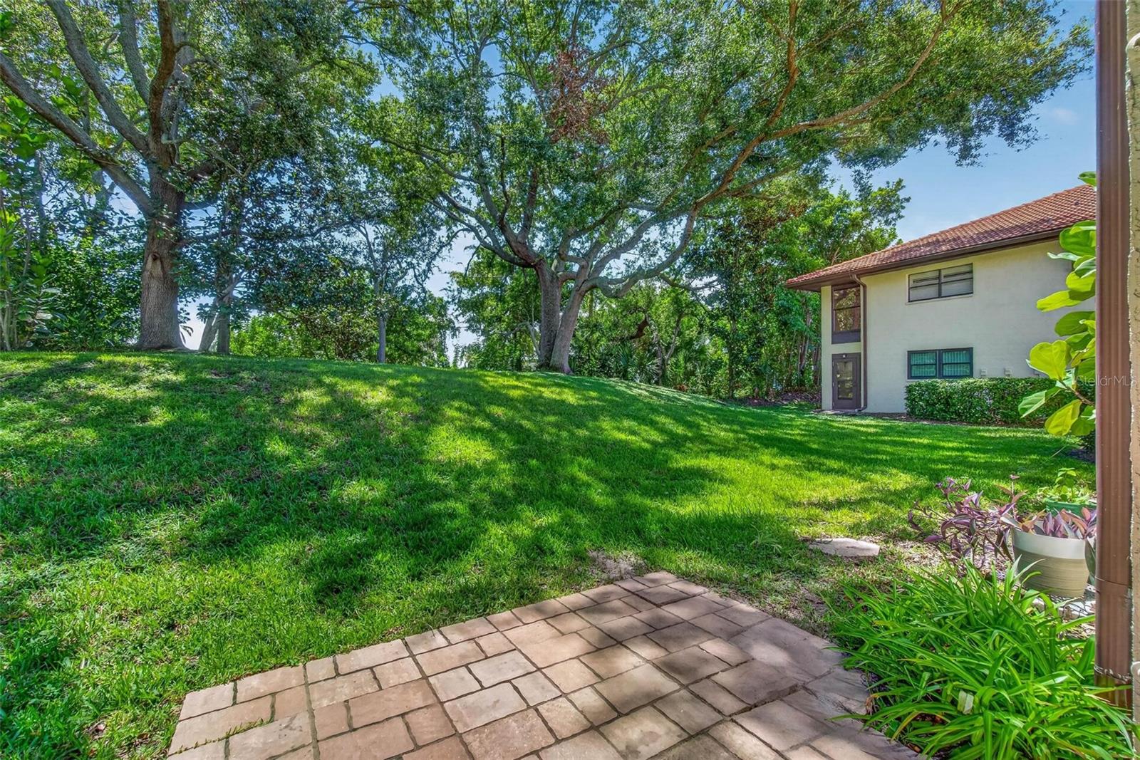 1602 Hammock Pine Blvd #1602 Property Photo 5