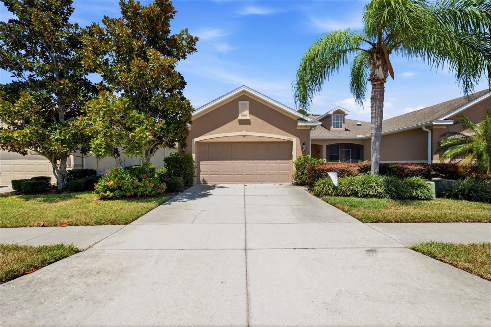 2219 Parrot Fish Dr Property Photo 3