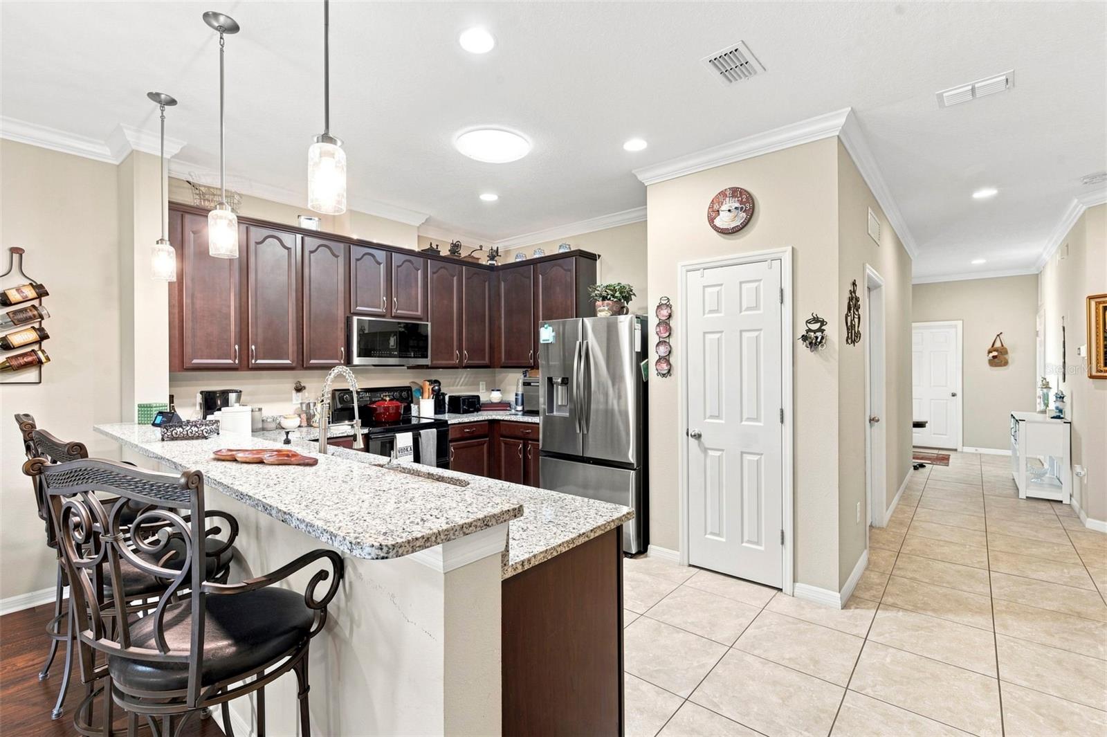 2219 Parrot Fish Dr Property Photo 8