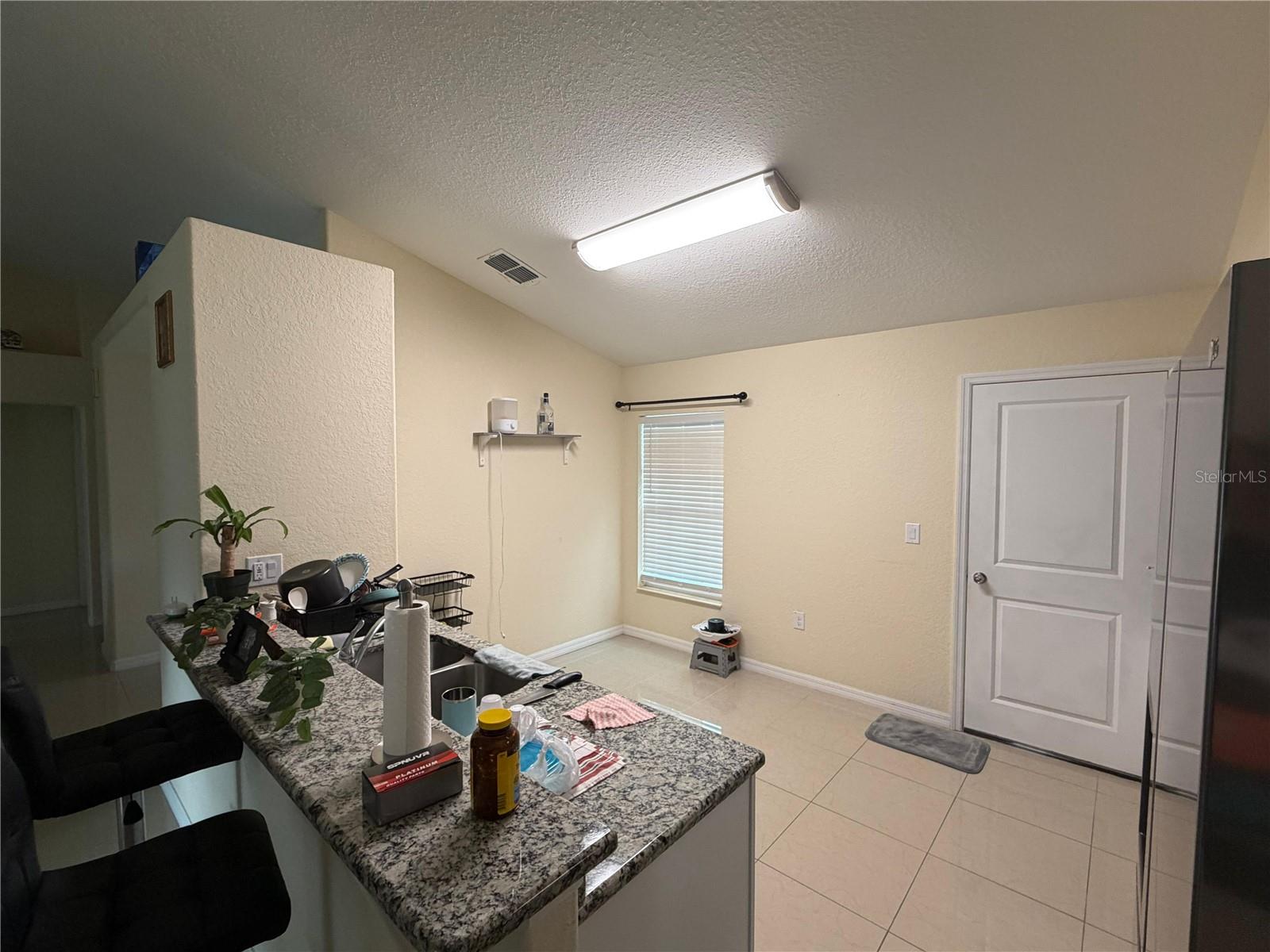 14220 Spring Hill Dr Property Photo 6