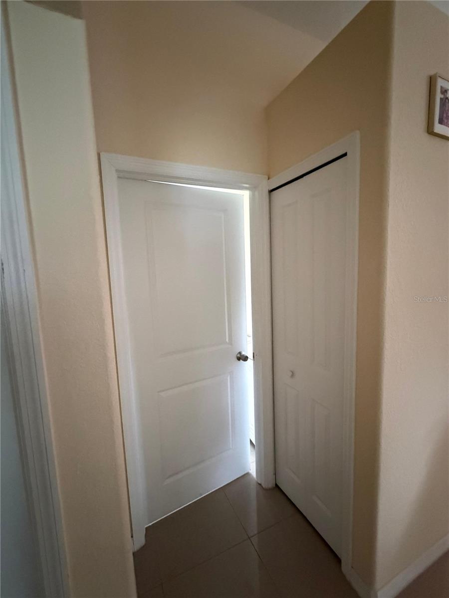 14220 Spring Hill Dr Property Photo 11