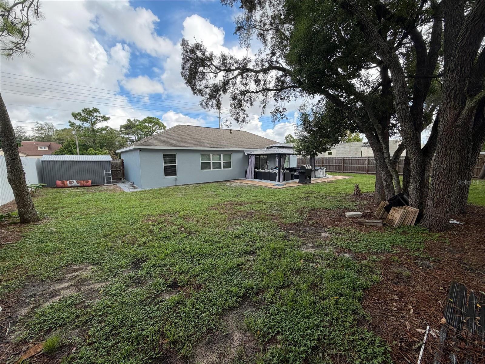 14220 Spring Hill Dr Property Photo 15