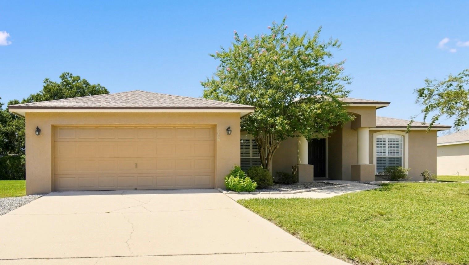 5625 Fischer Dr Property Photo 2