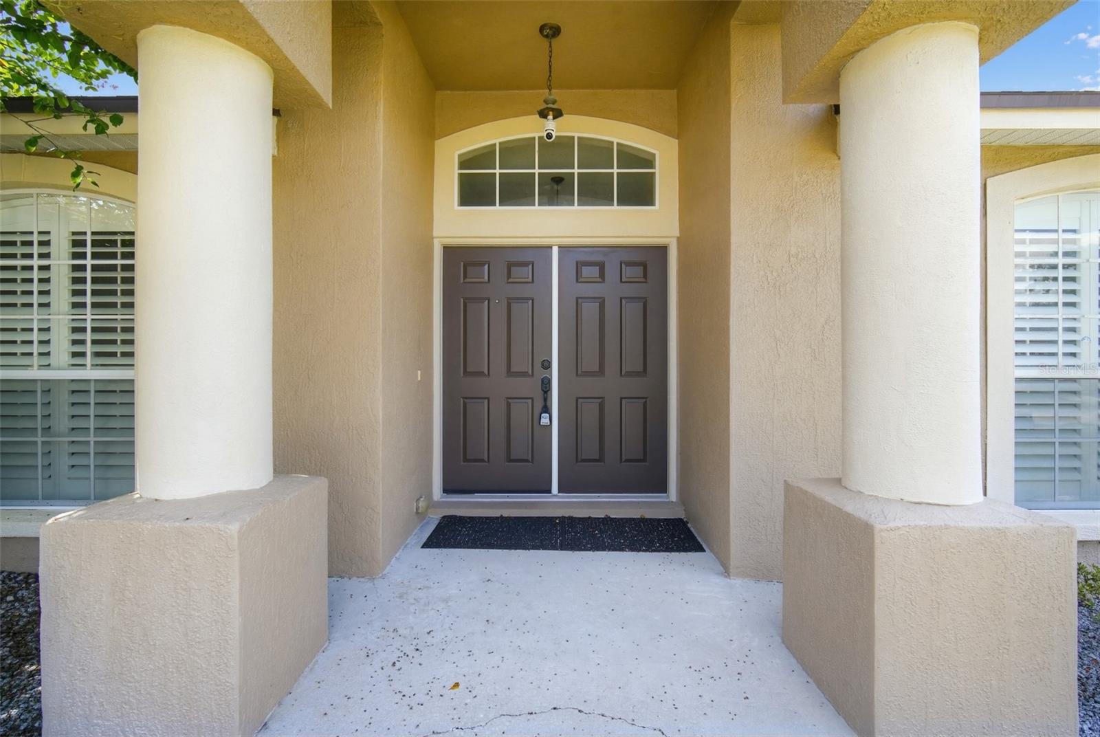 5625 Fischer Dr Property Photo 3
