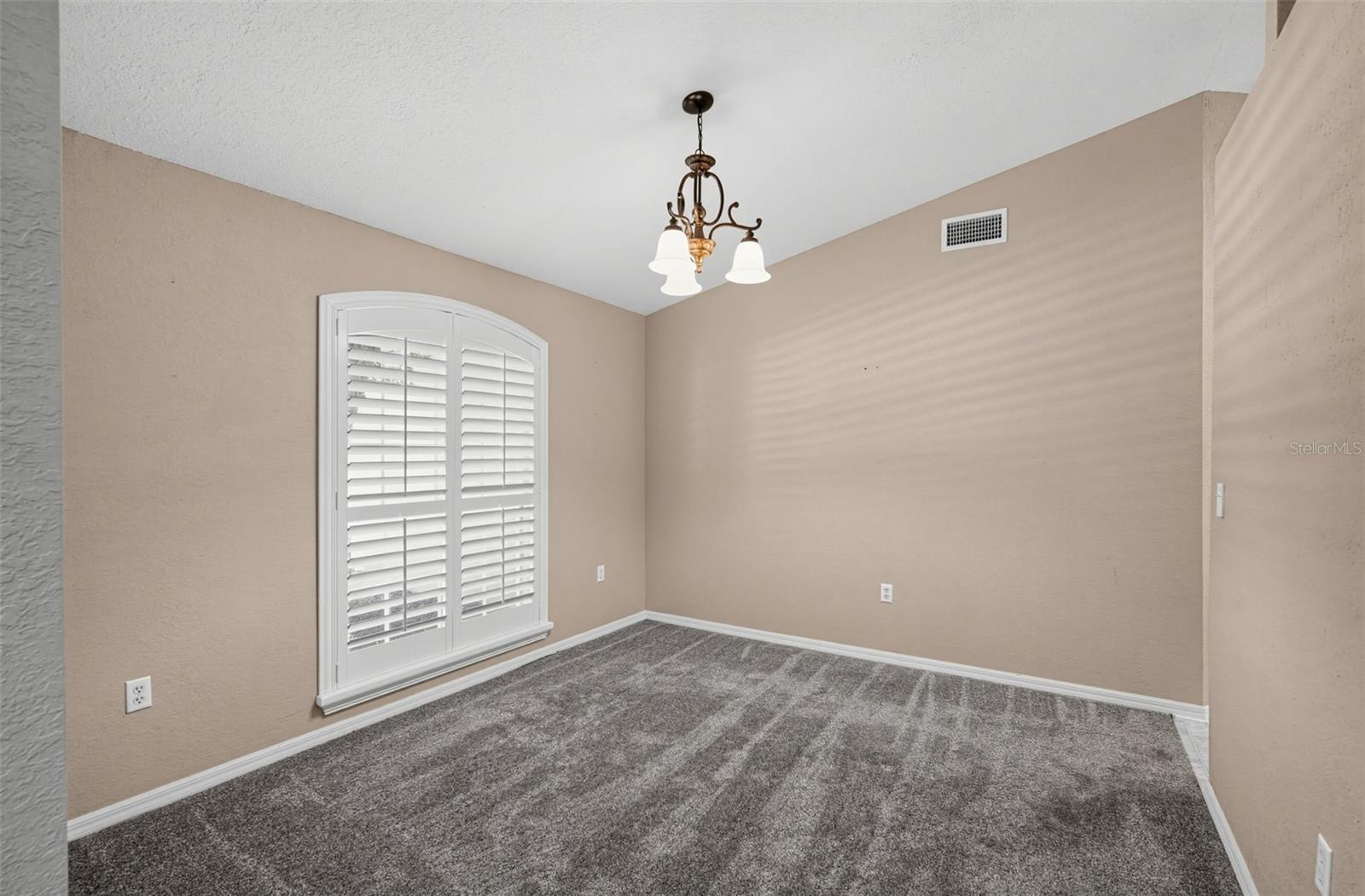 5625 Fischer Dr Property Photo 12
