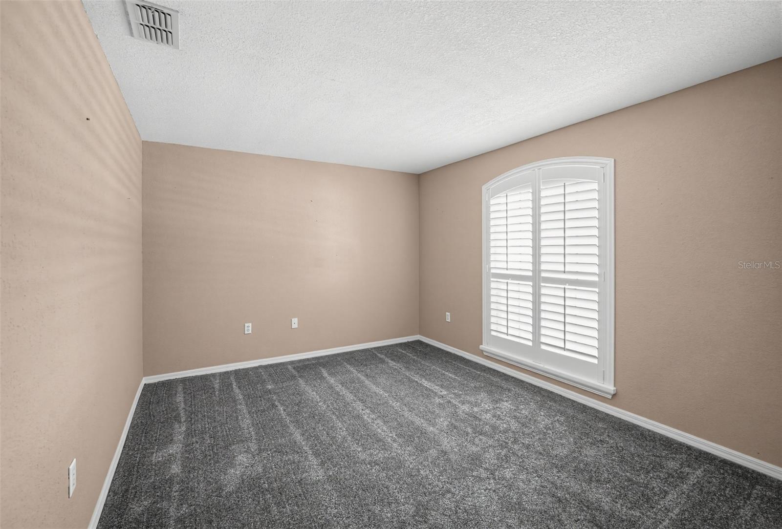 5625 Fischer Dr Property Photo 13