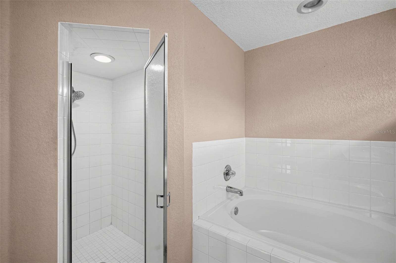 5625 Fischer Dr Property Photo 22