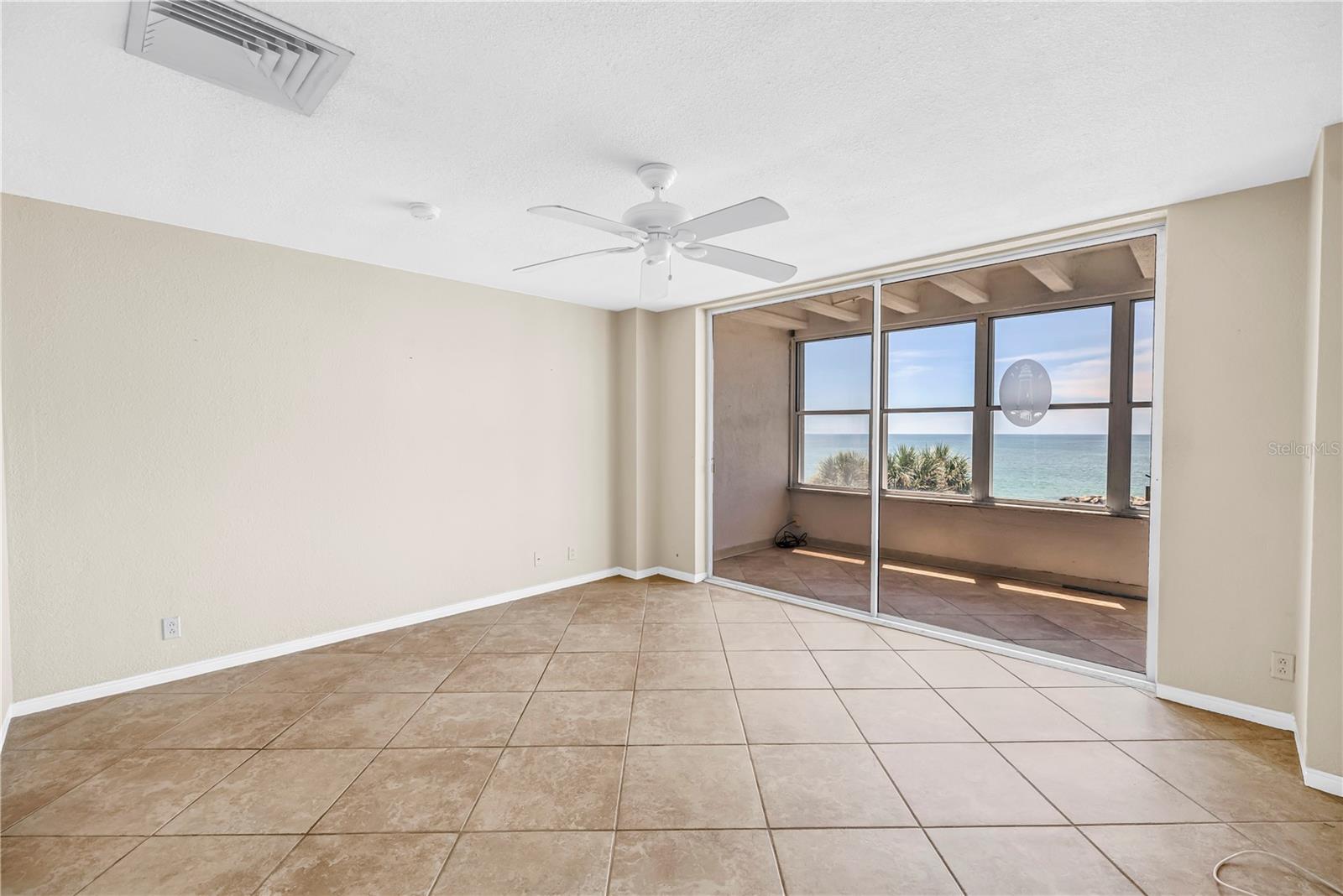 7000 Beach Plz #307 Property Photo 6