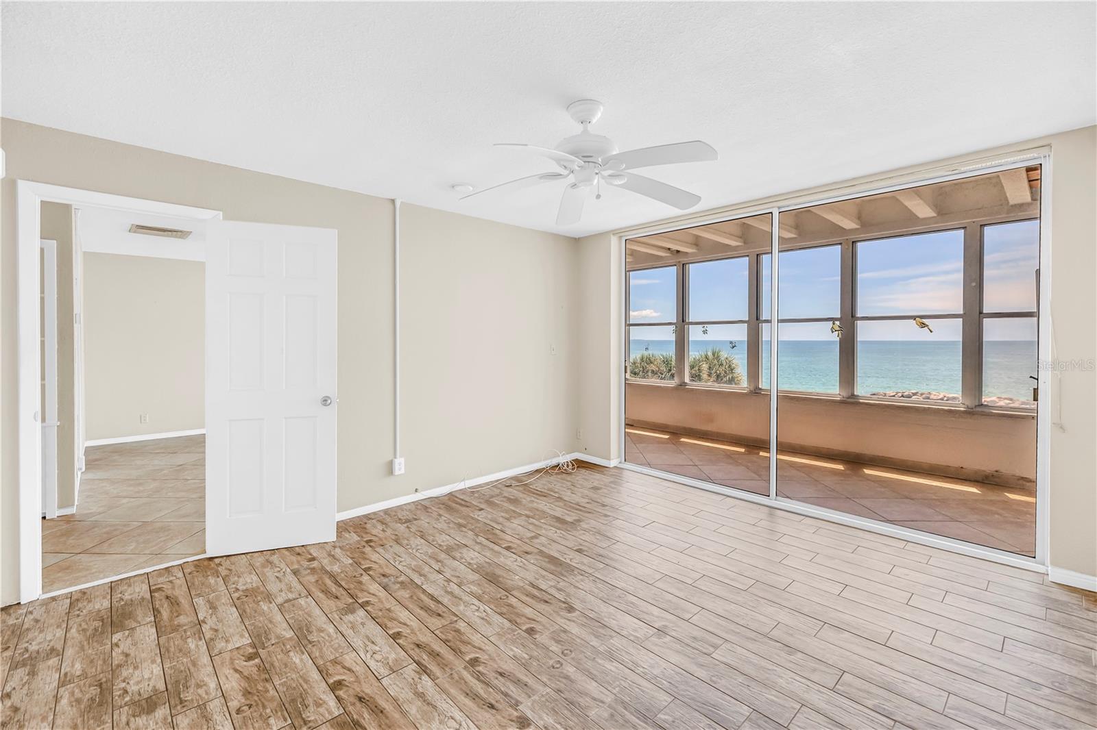 7000 Beach Plz #307 Property Photo 7