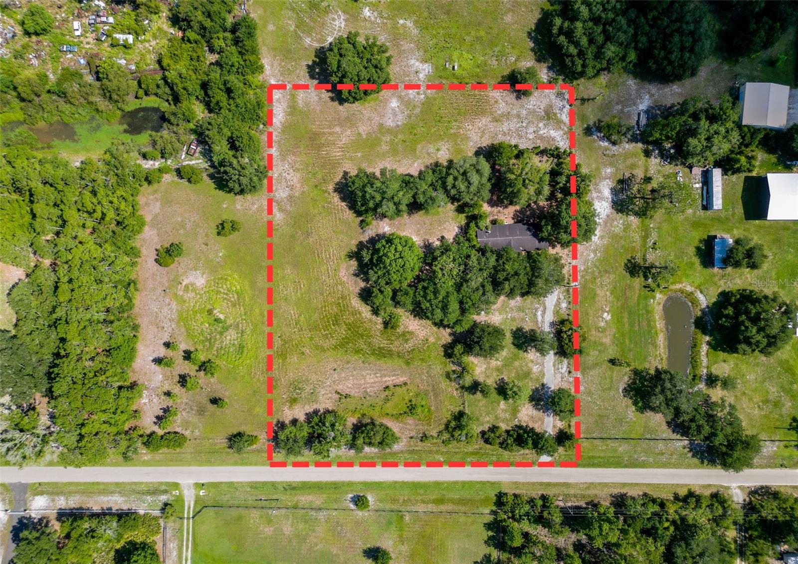 6204 Kelly Rd Property Photo 1