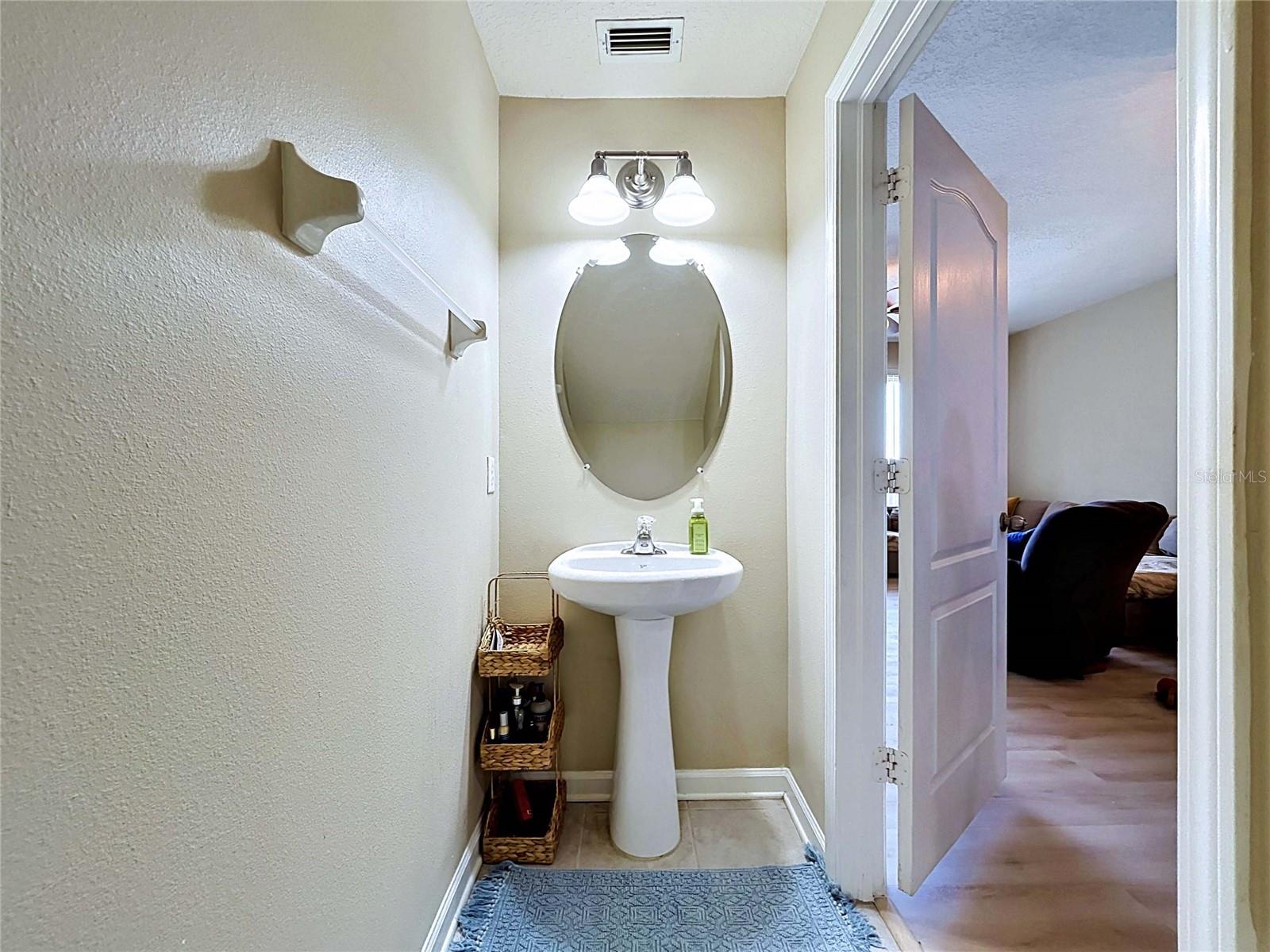 4842 Barnstead Dr Property Photo 5