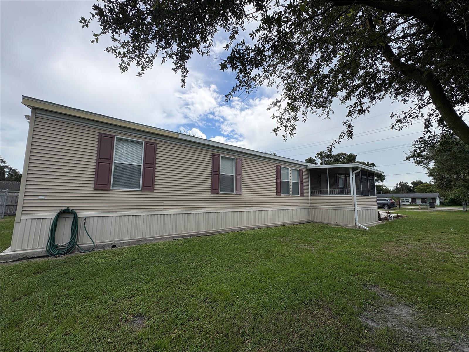 7310 Riverview Dr Property Photo 2