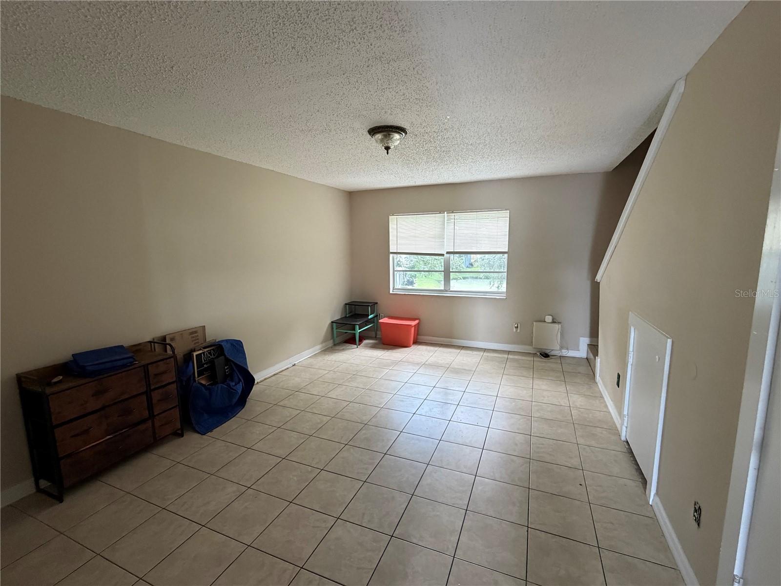 7144 Waterside Dr Property Photo 4
