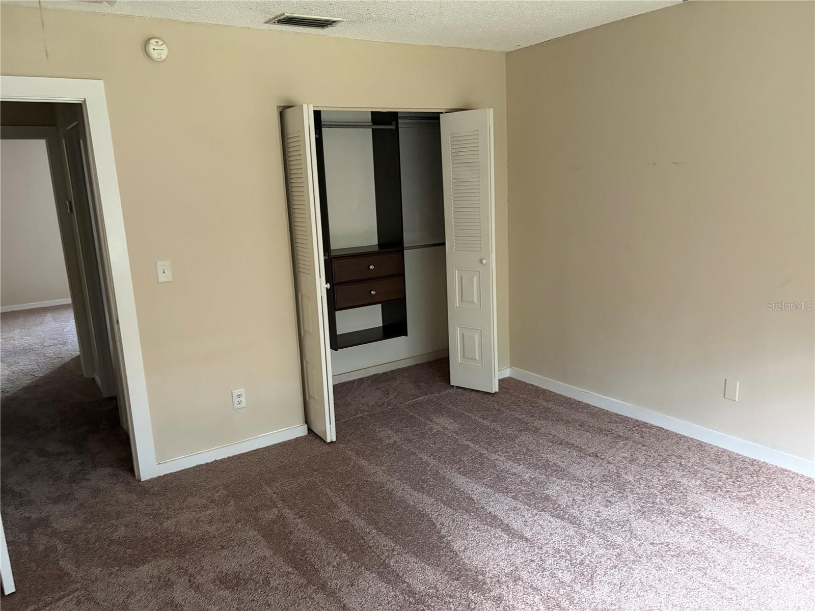 7144 Waterside Dr Property Photo 6