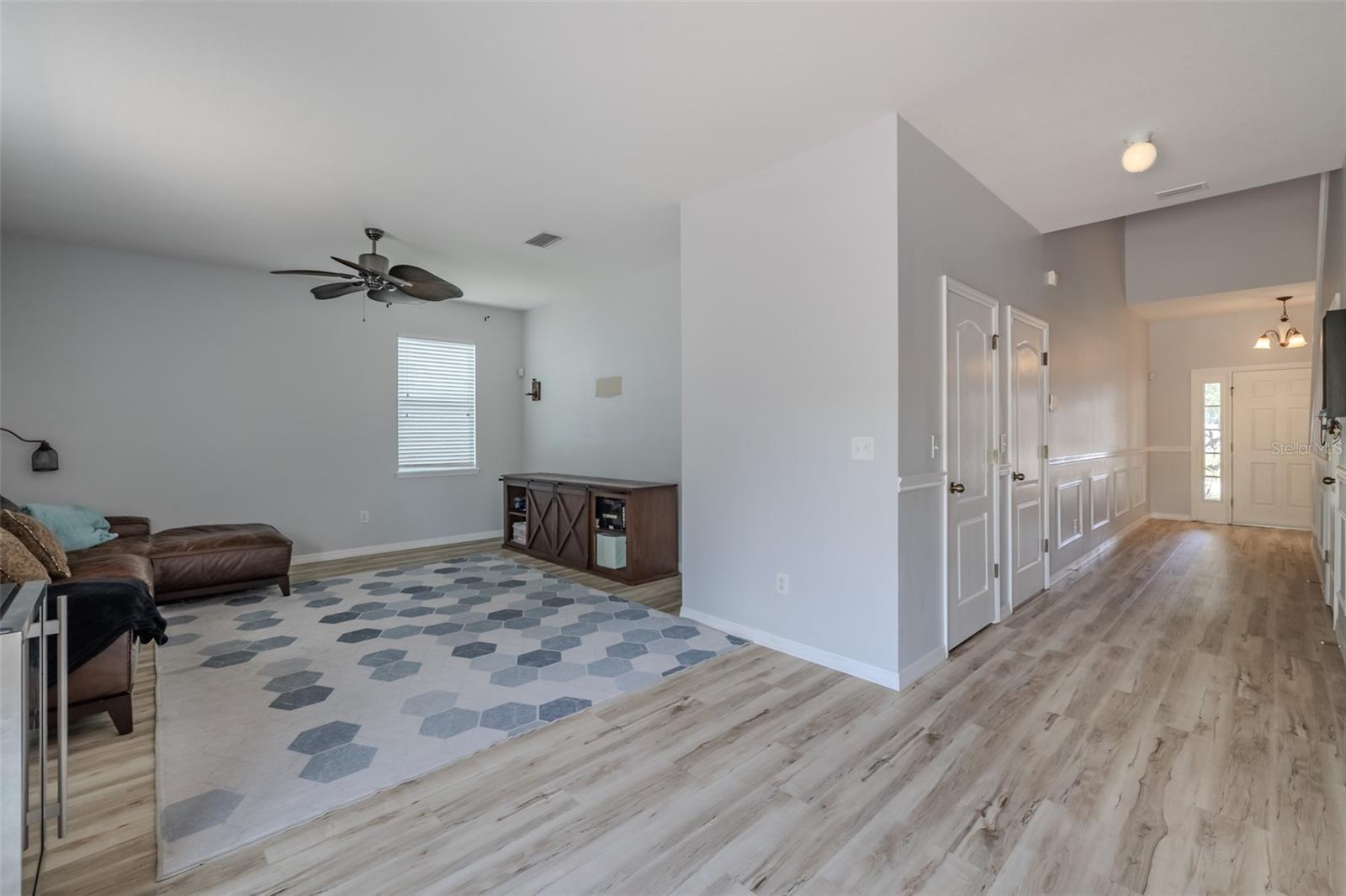 12206 Fairlawn Property Photo 8