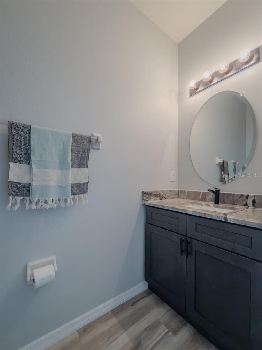 12206 Fairlawn Property Photo 20