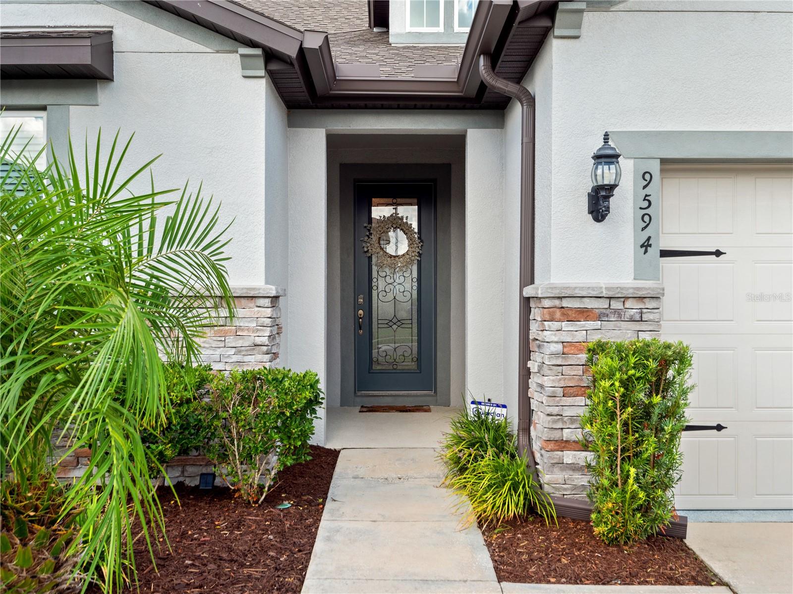 9594 Rally Spring Loop Property Photo 2