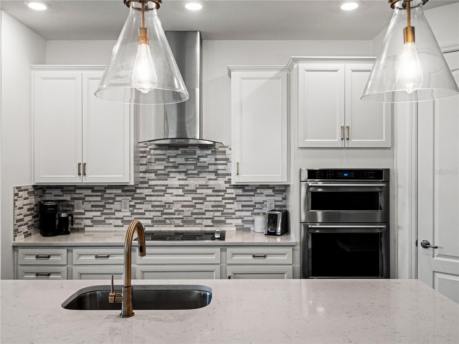 9594 Rally Spring Loop Property Photo 7