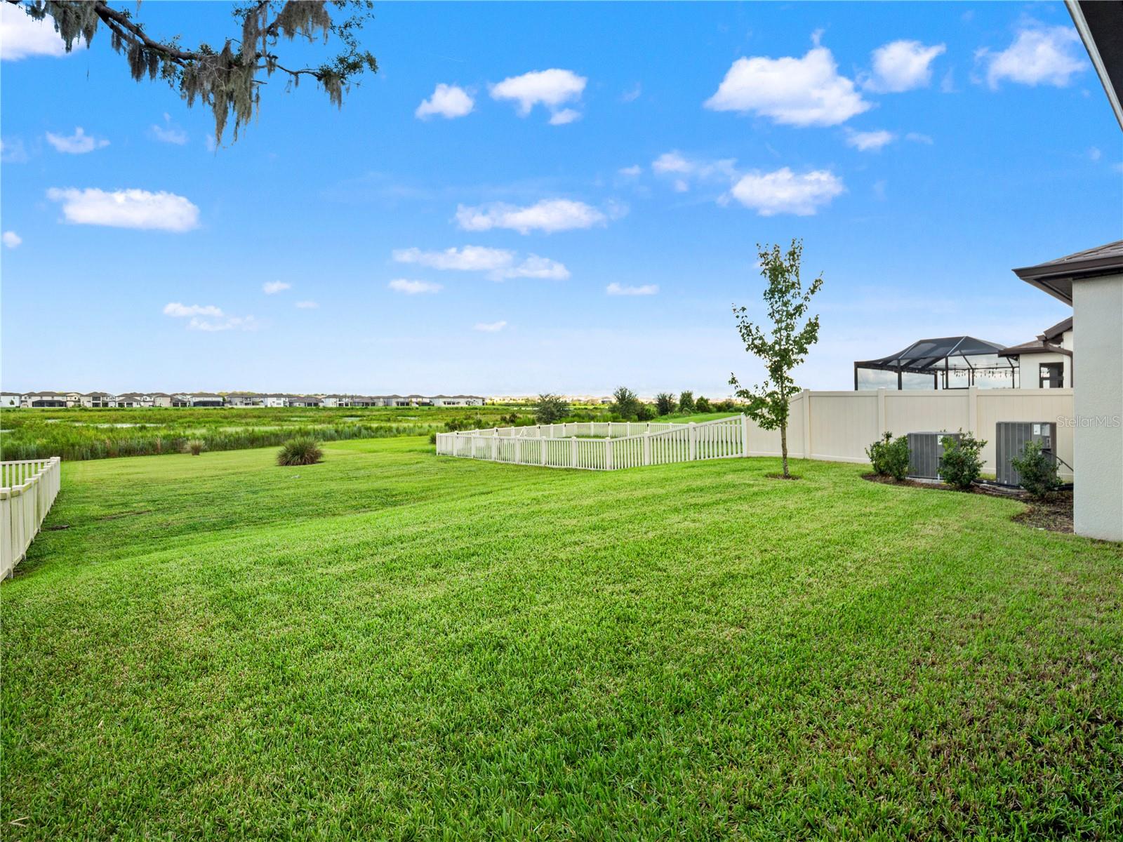 9594 Rally Spring Loop Property Photo 15