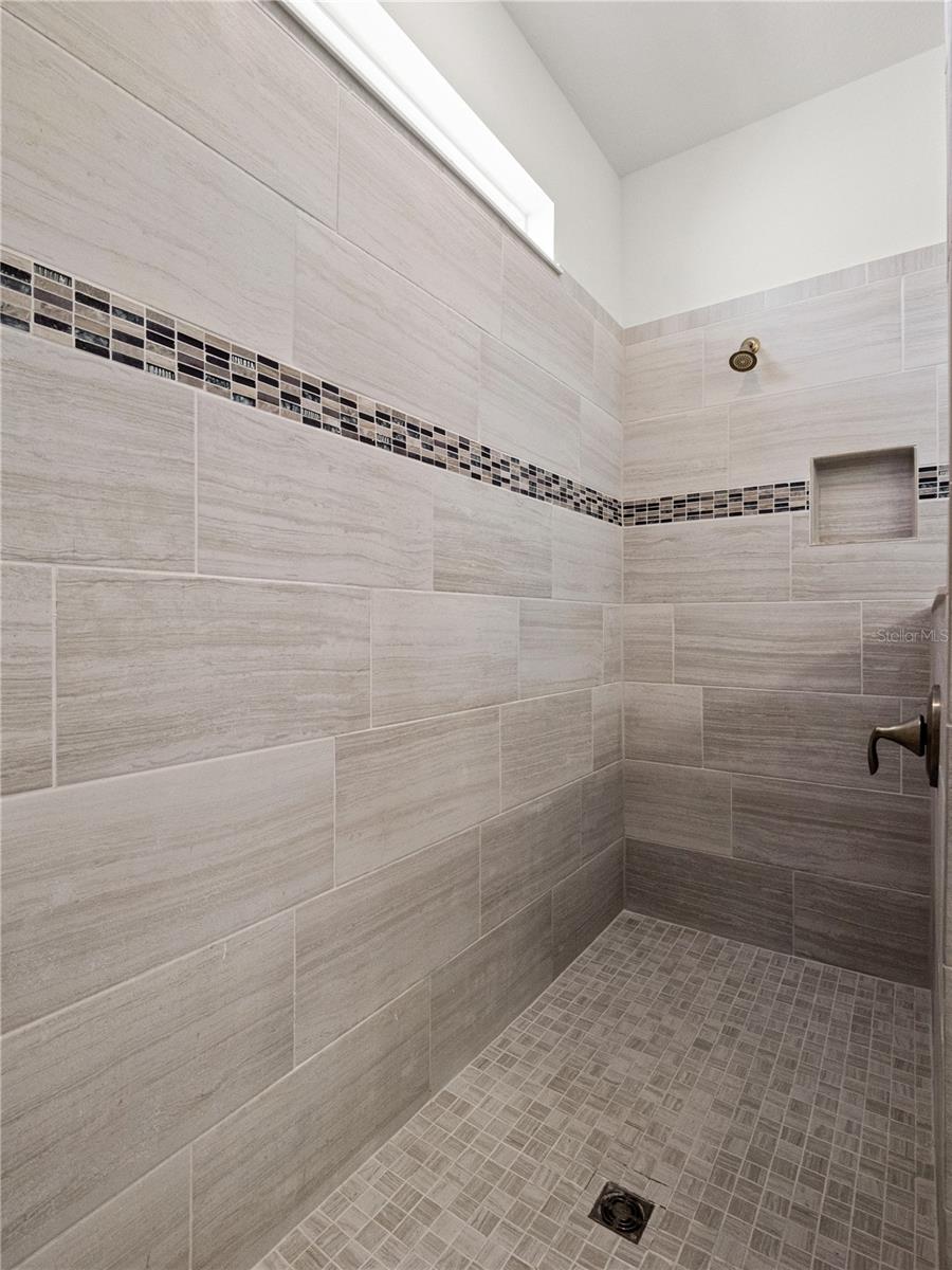 9594 Rally Spring Loop Property Photo 40