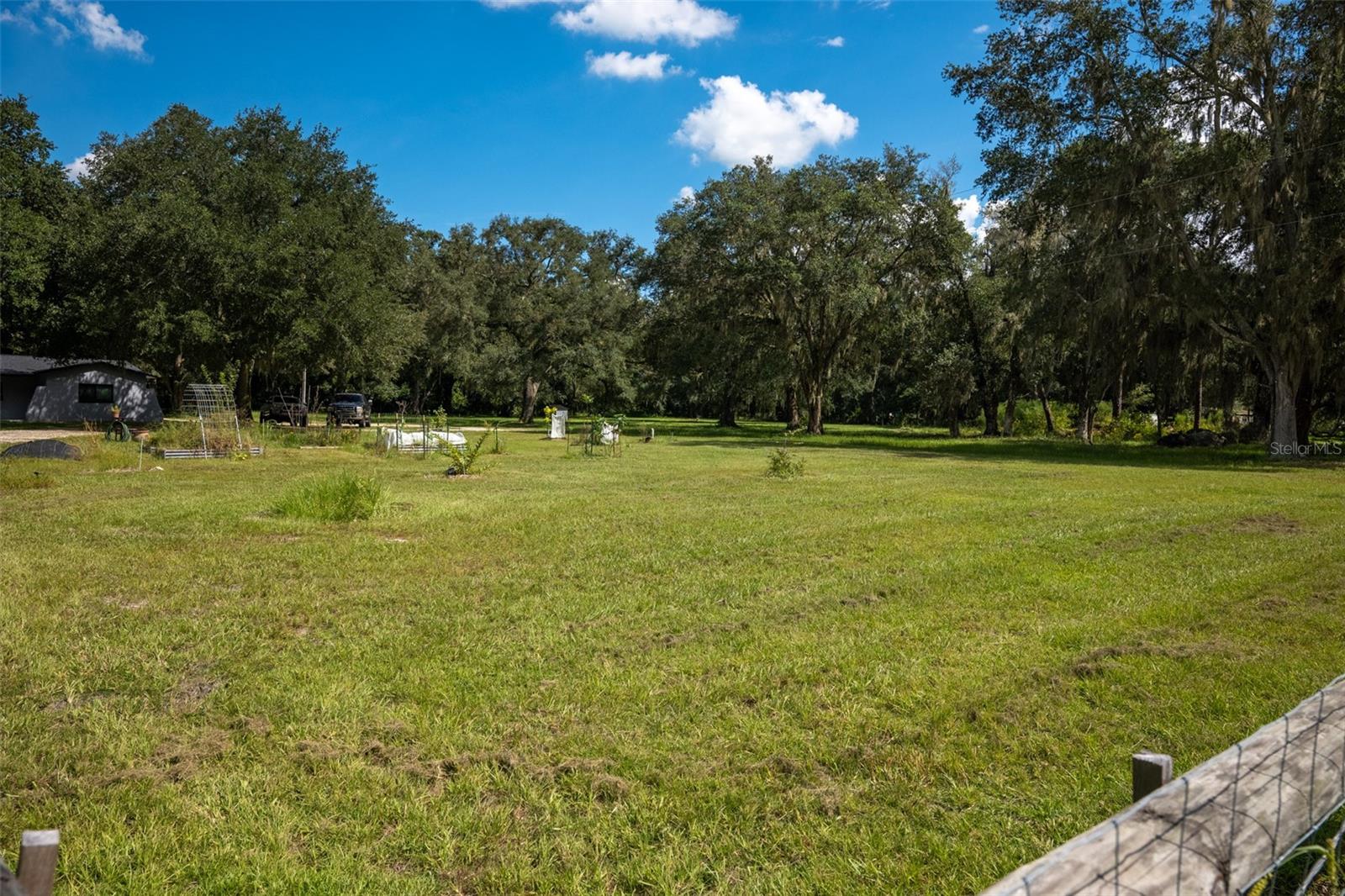 9797 Cr 674 Property Photo 64