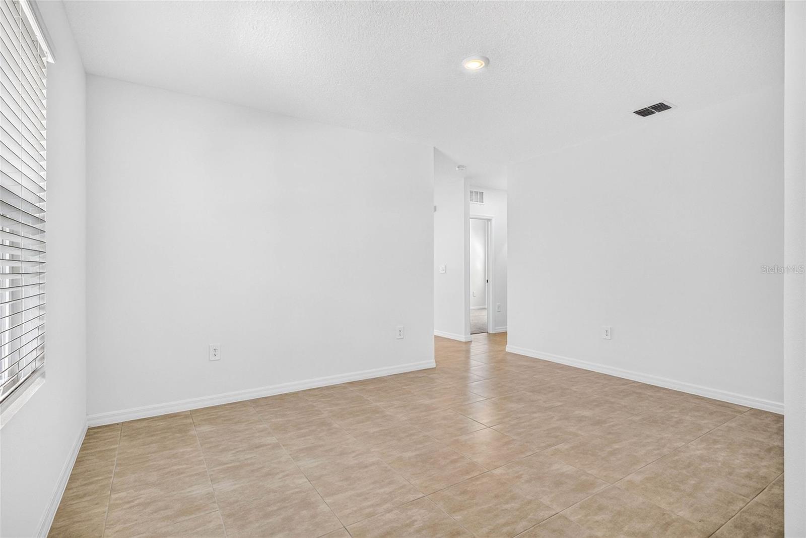12449 Whisk Ct Property Photo 4