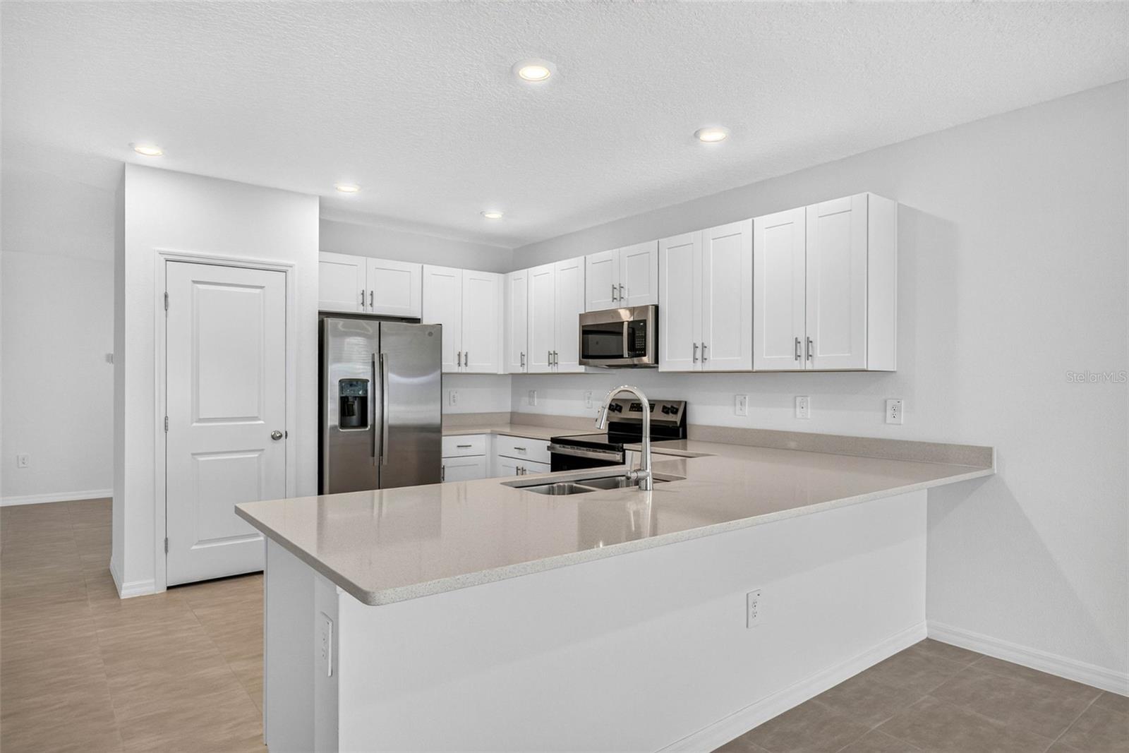 12449 Whisk Ct Property Photo 11