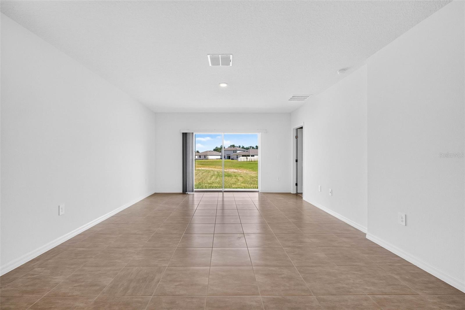 12449 Whisk Ct Property Photo 15