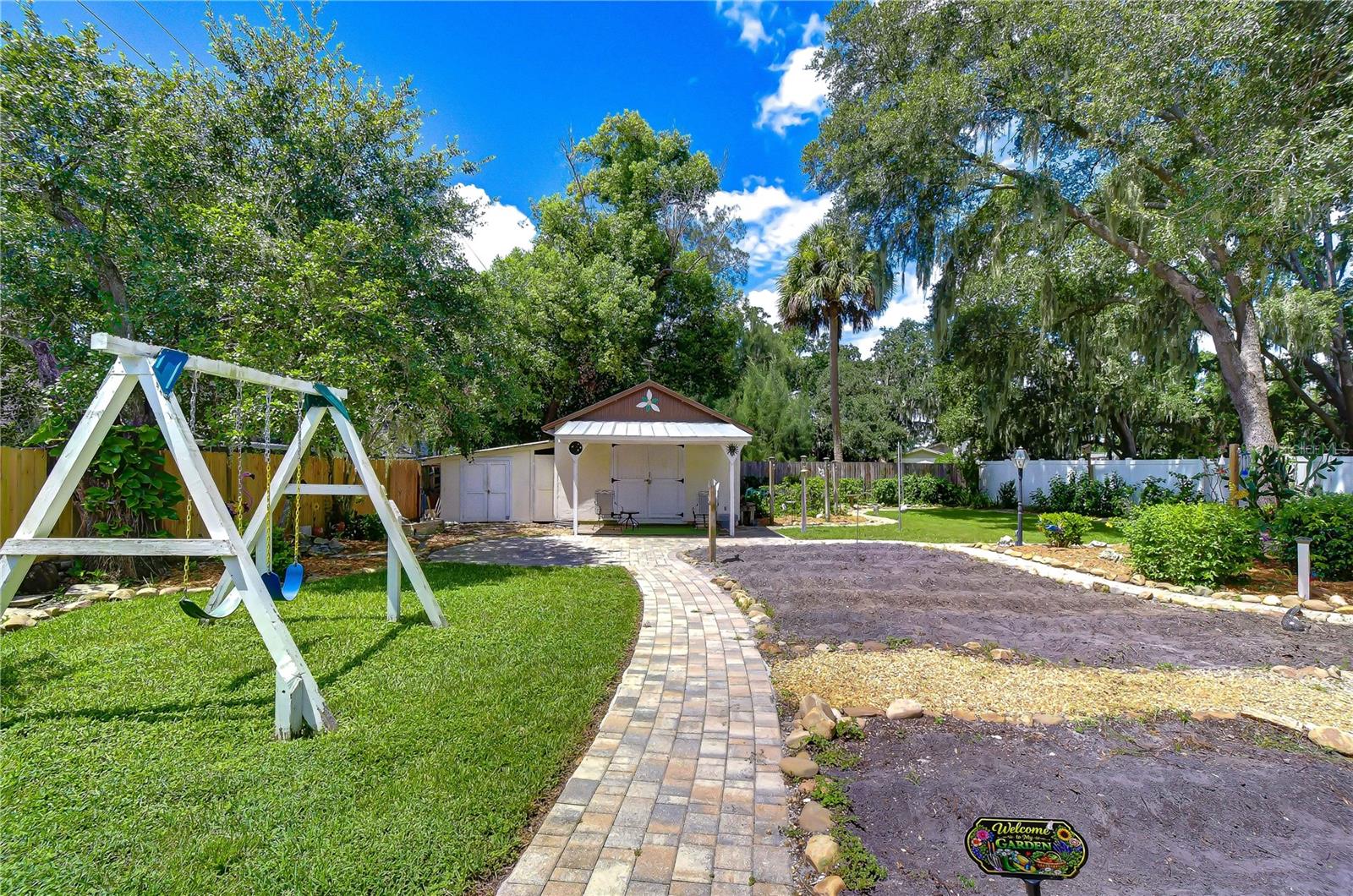 3917 King Dr Property Photo 55