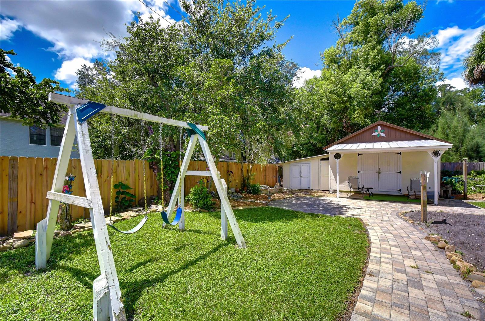 3917 King Dr Property Photo 56