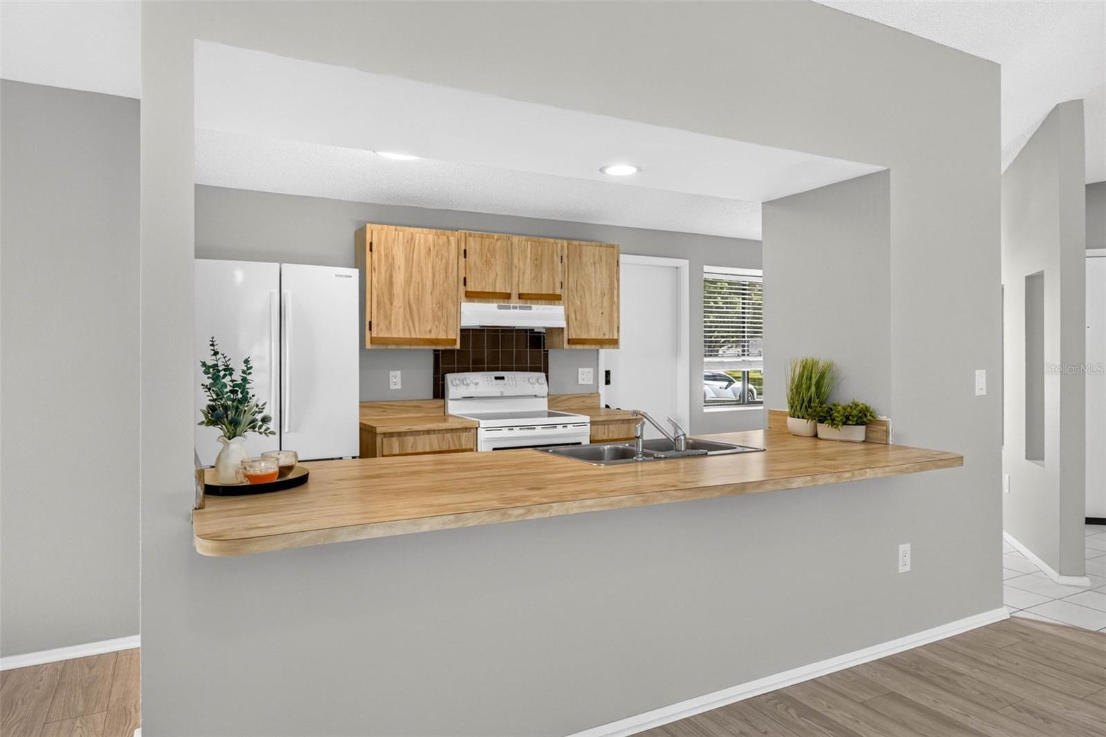 651 Timber Bay Cir E Property Photo 13