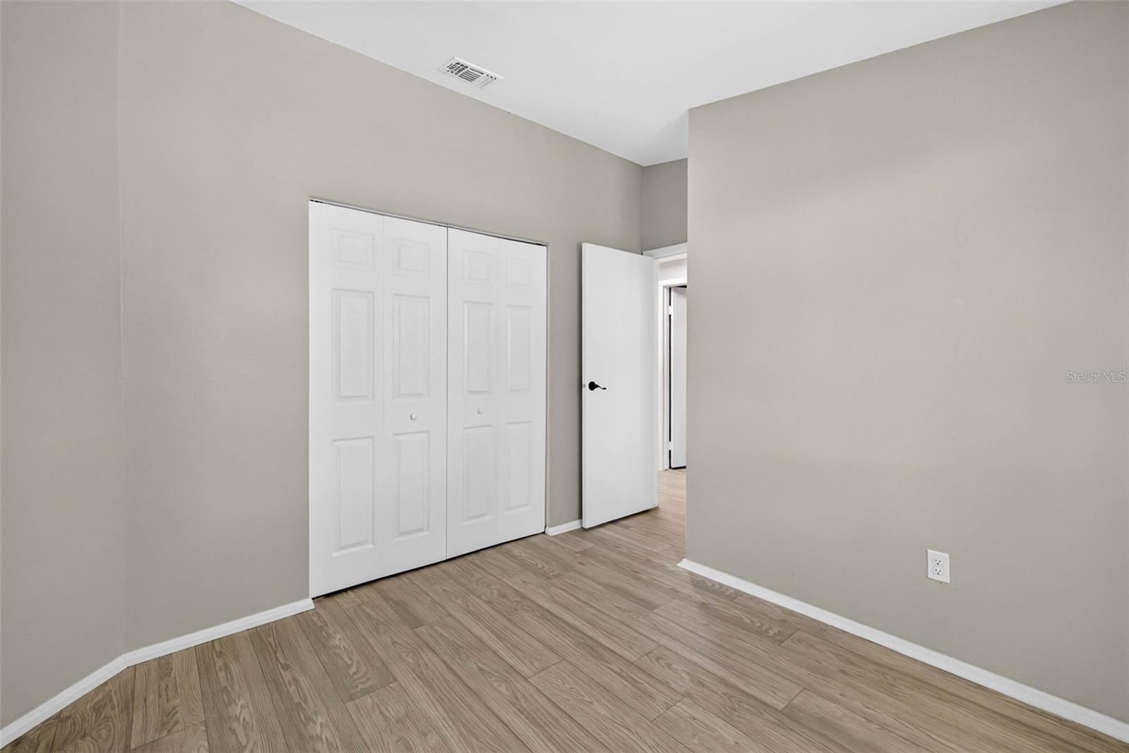 651 Timber Bay Cir E Property Photo 22