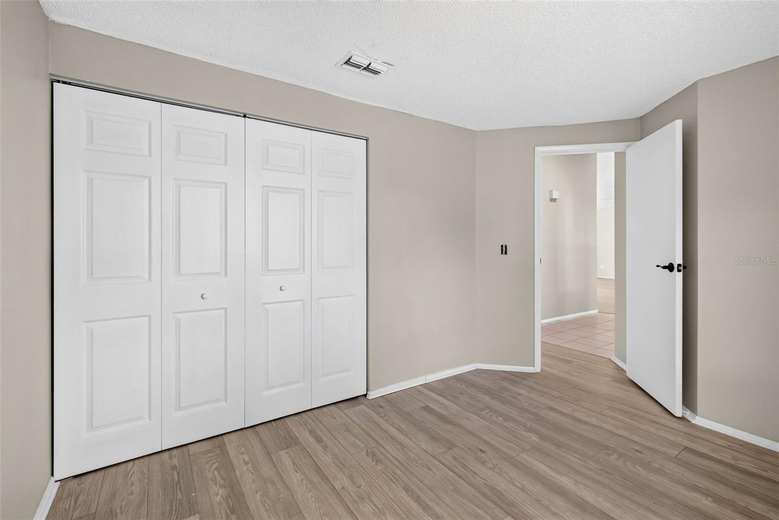 651 Timber Bay Cir E Property Photo 26