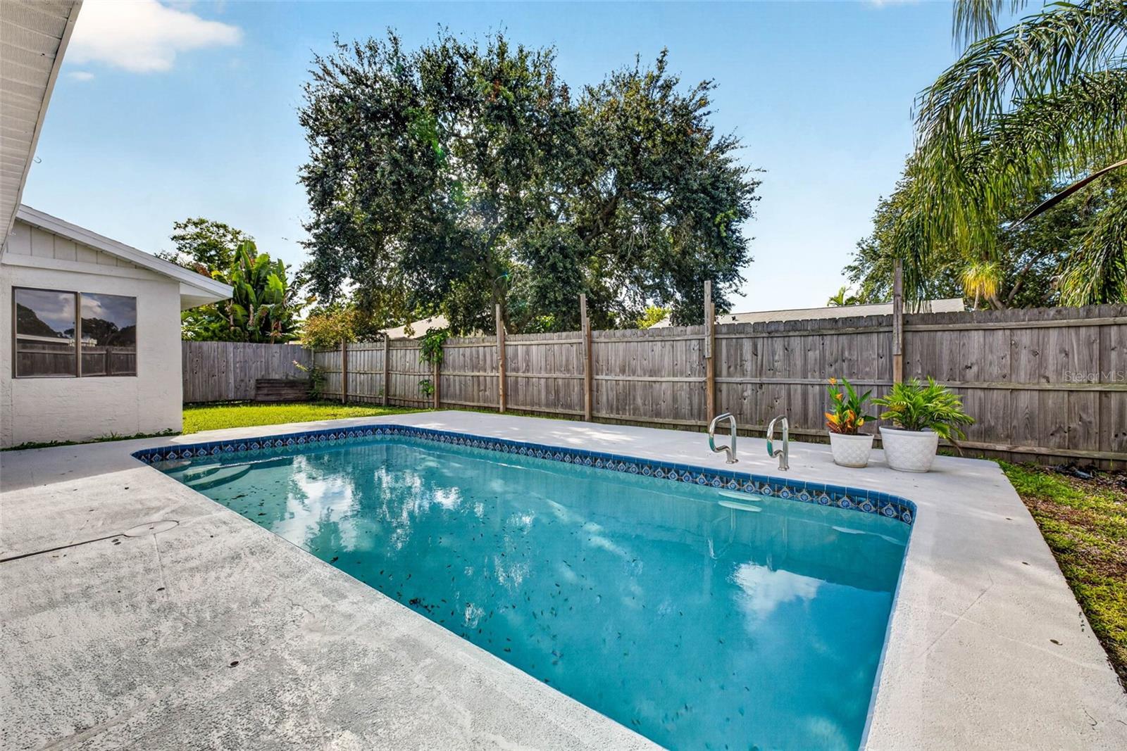 651 Timber Bay Cir E Property Photo 33
