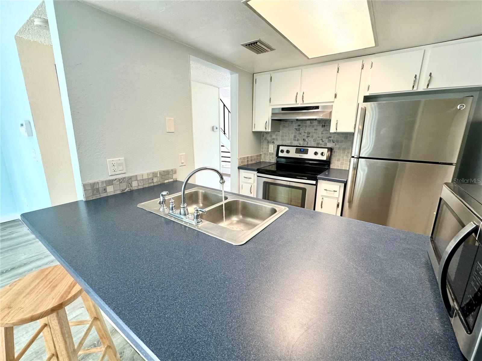 1845 Pine Cone Cir Property Photo 7