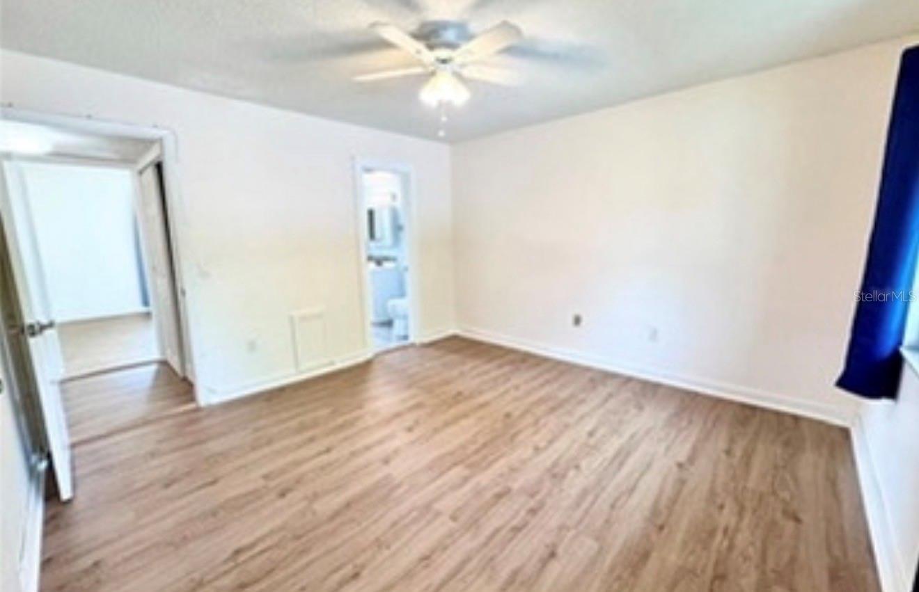 1845 Pine Cone Cir Property Photo 11