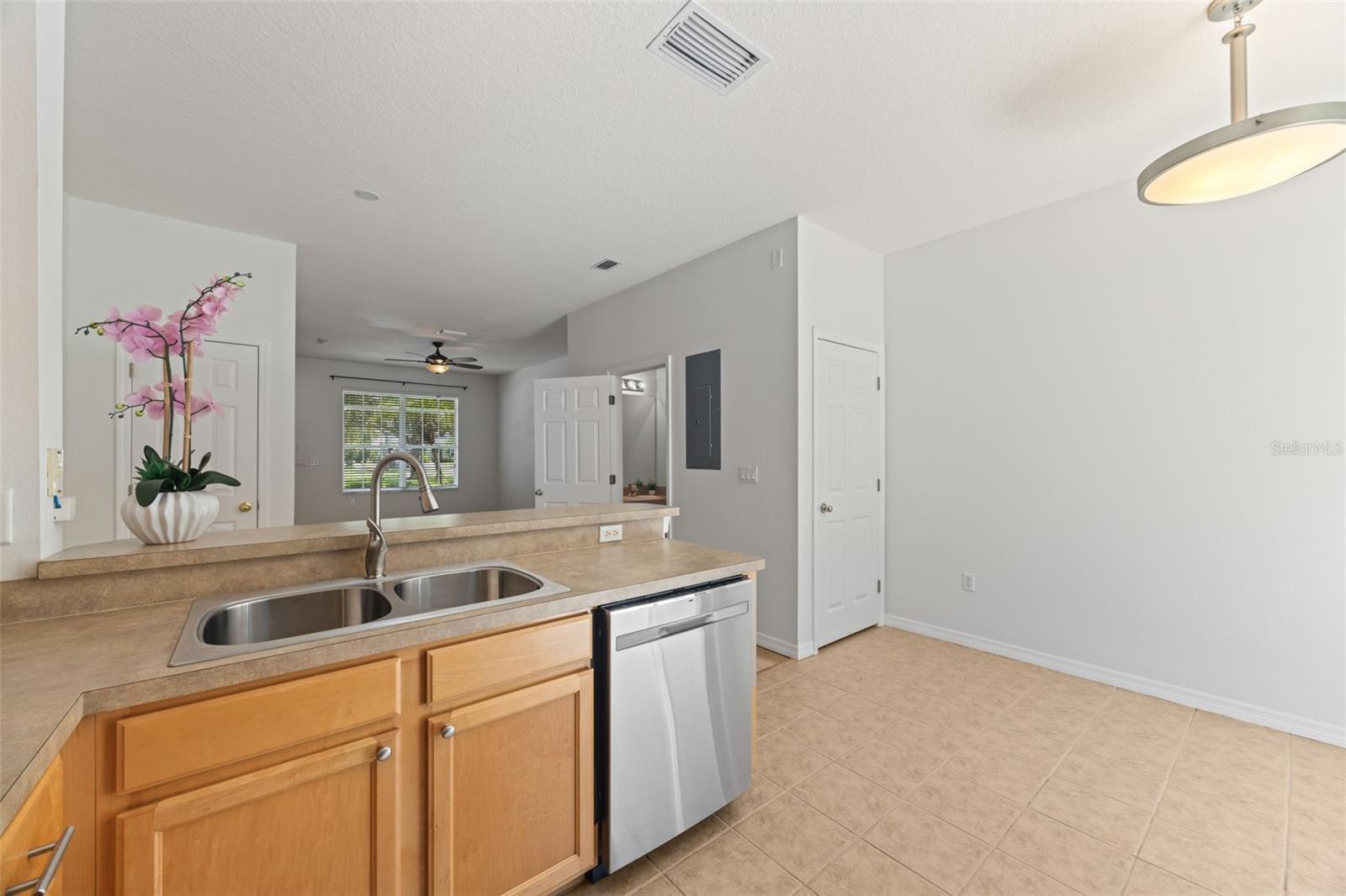 11608 Declaration Dr Property Photo 18