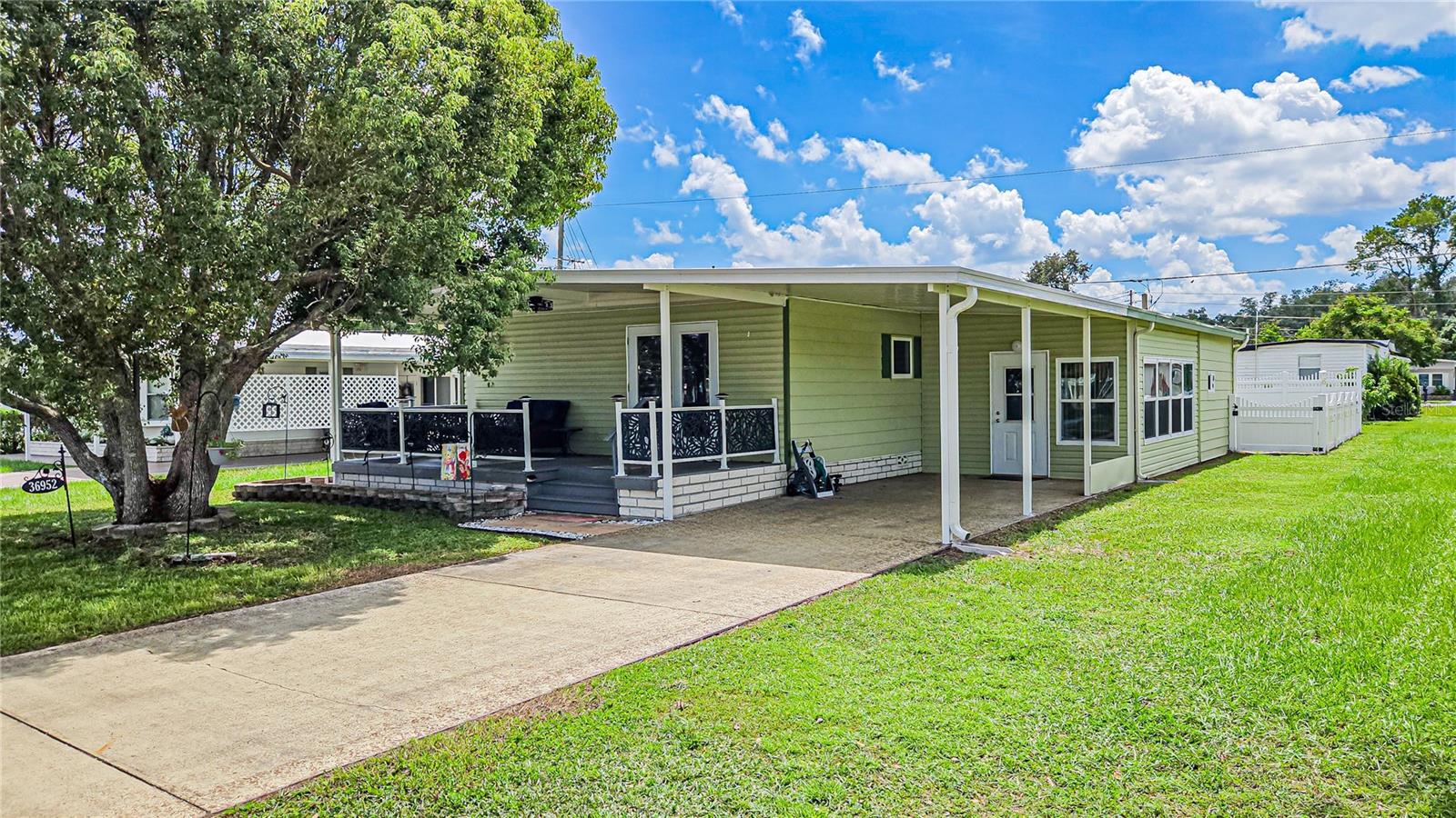 36952 Grace Ave Property Photo 1