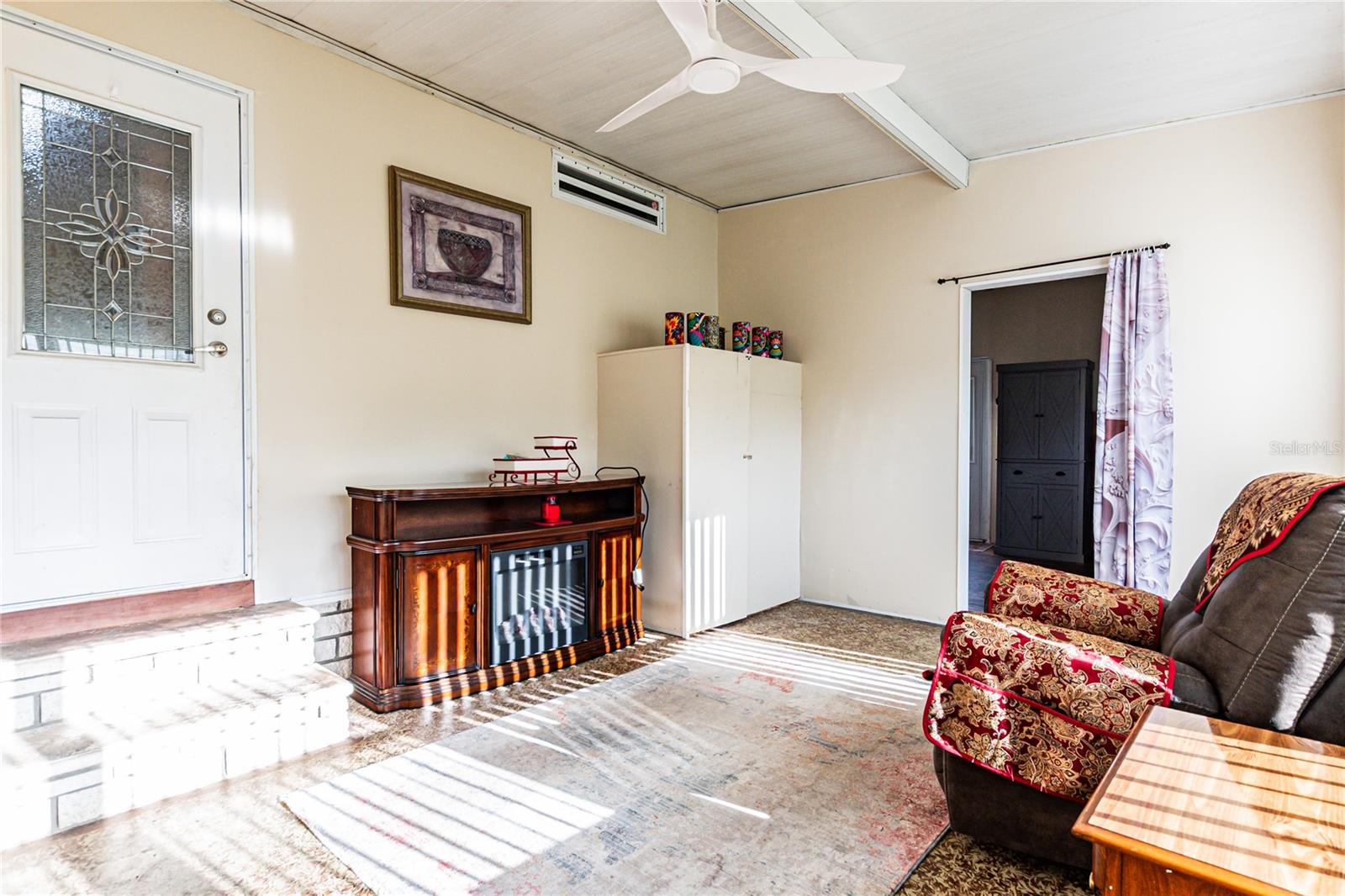 36952 Grace Ave Property Photo 32