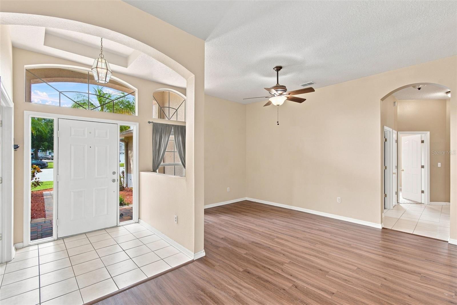 9905 Branford Ct Property Photo 11