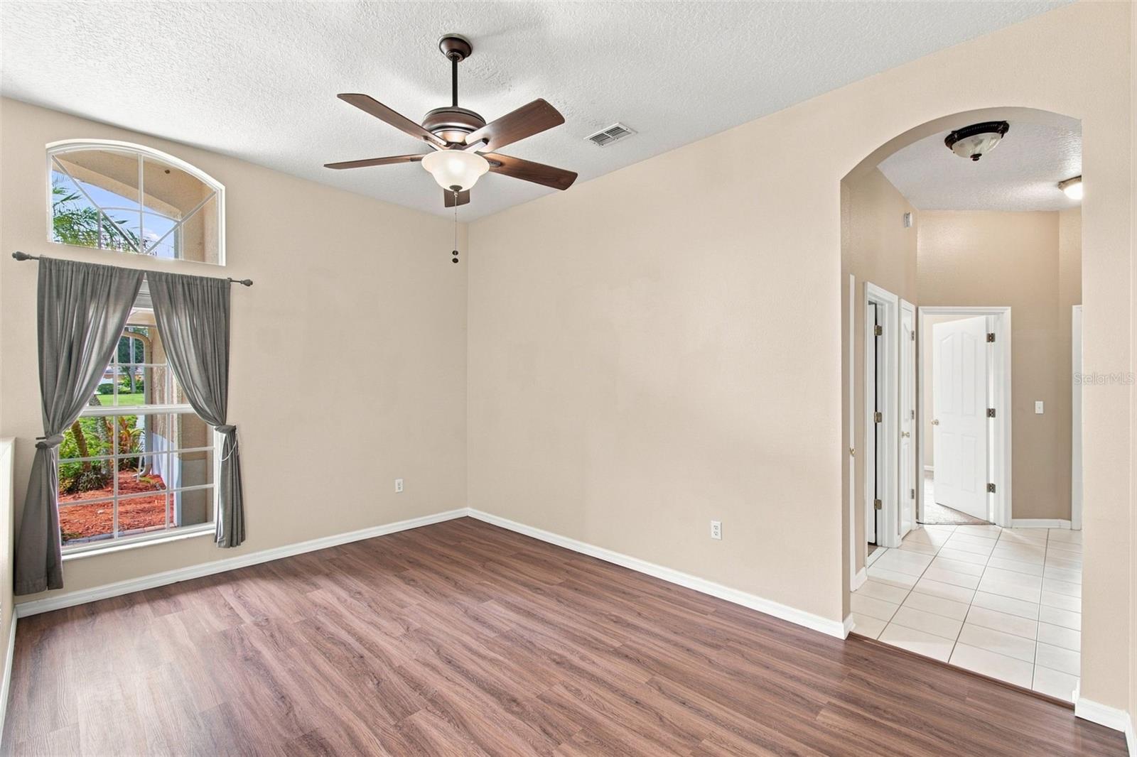 9905 Branford Ct Property Photo 12