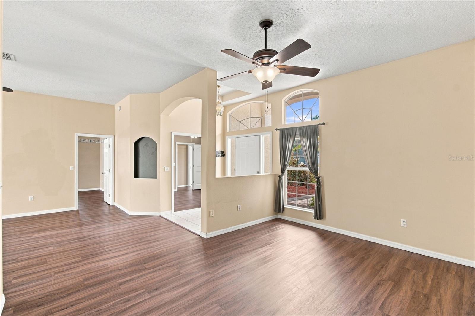 9905 Branford Ct Property Photo 13