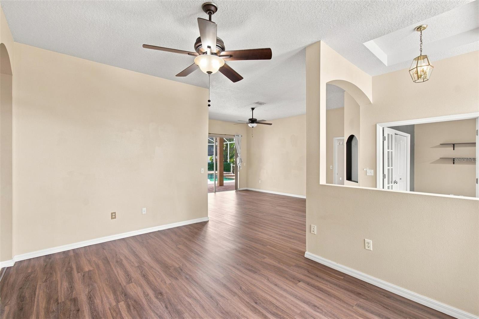 9905 Branford Ct Property Photo 14