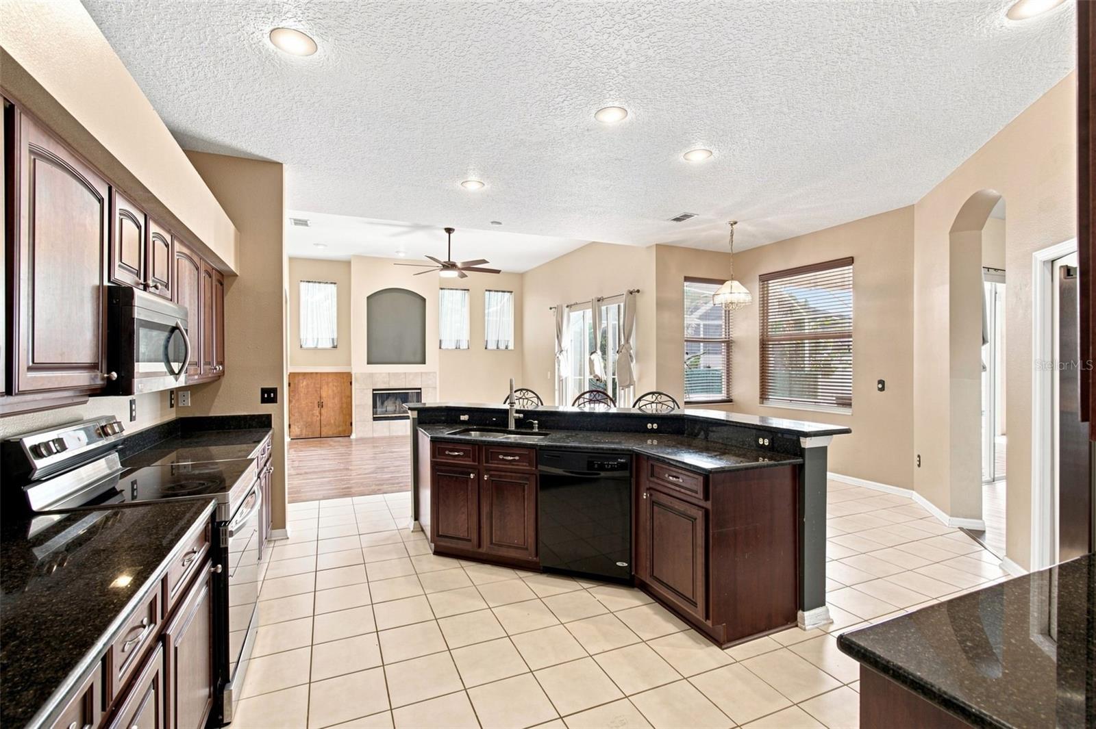 9905 Branford Ct Property Photo 16