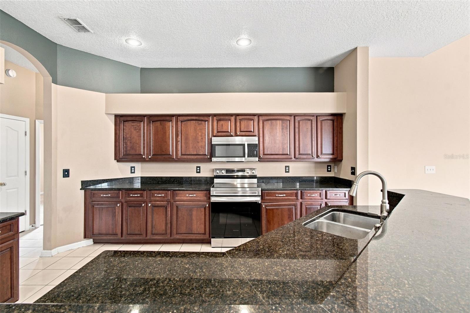 9905 Branford Ct Property Photo 19