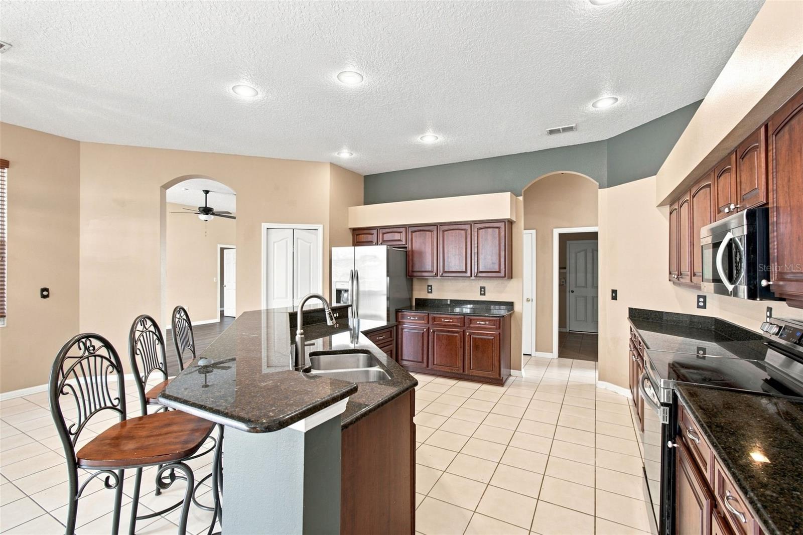 9905 Branford Ct Property Photo 22