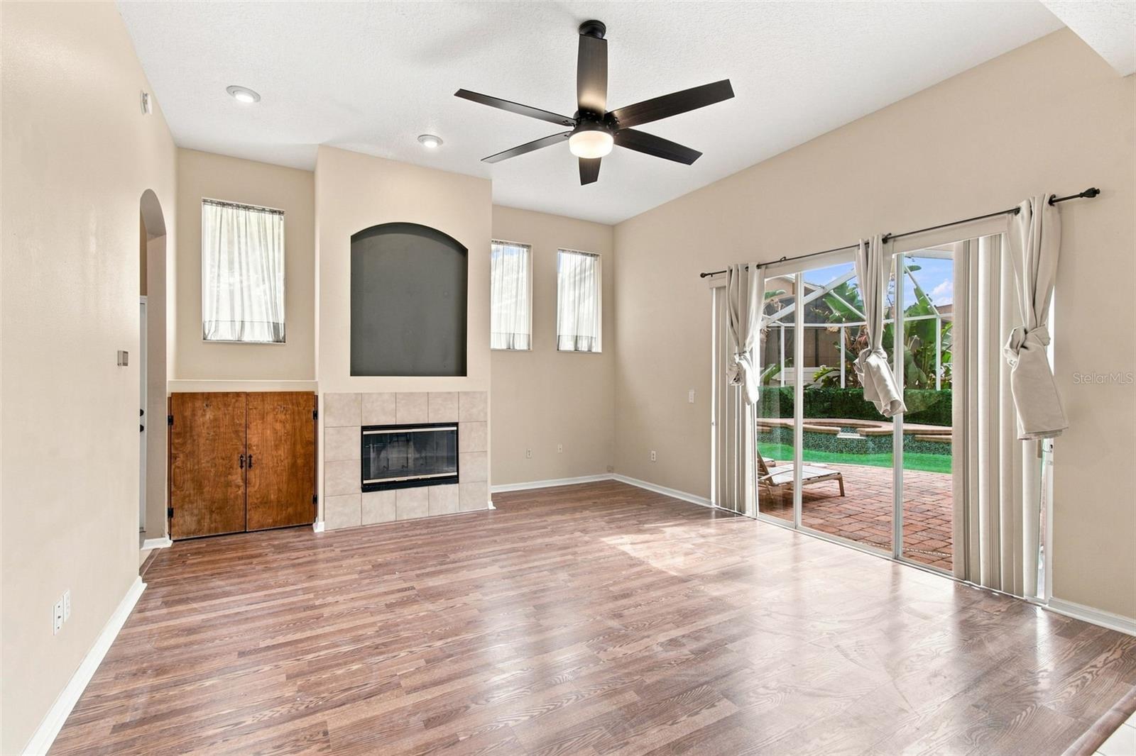 9905 Branford Ct Property Photo 28